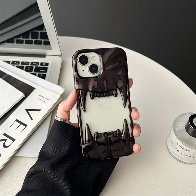 Electroplated Hollow Pleated Tiger Tooth Phone Case - Stylish Protection