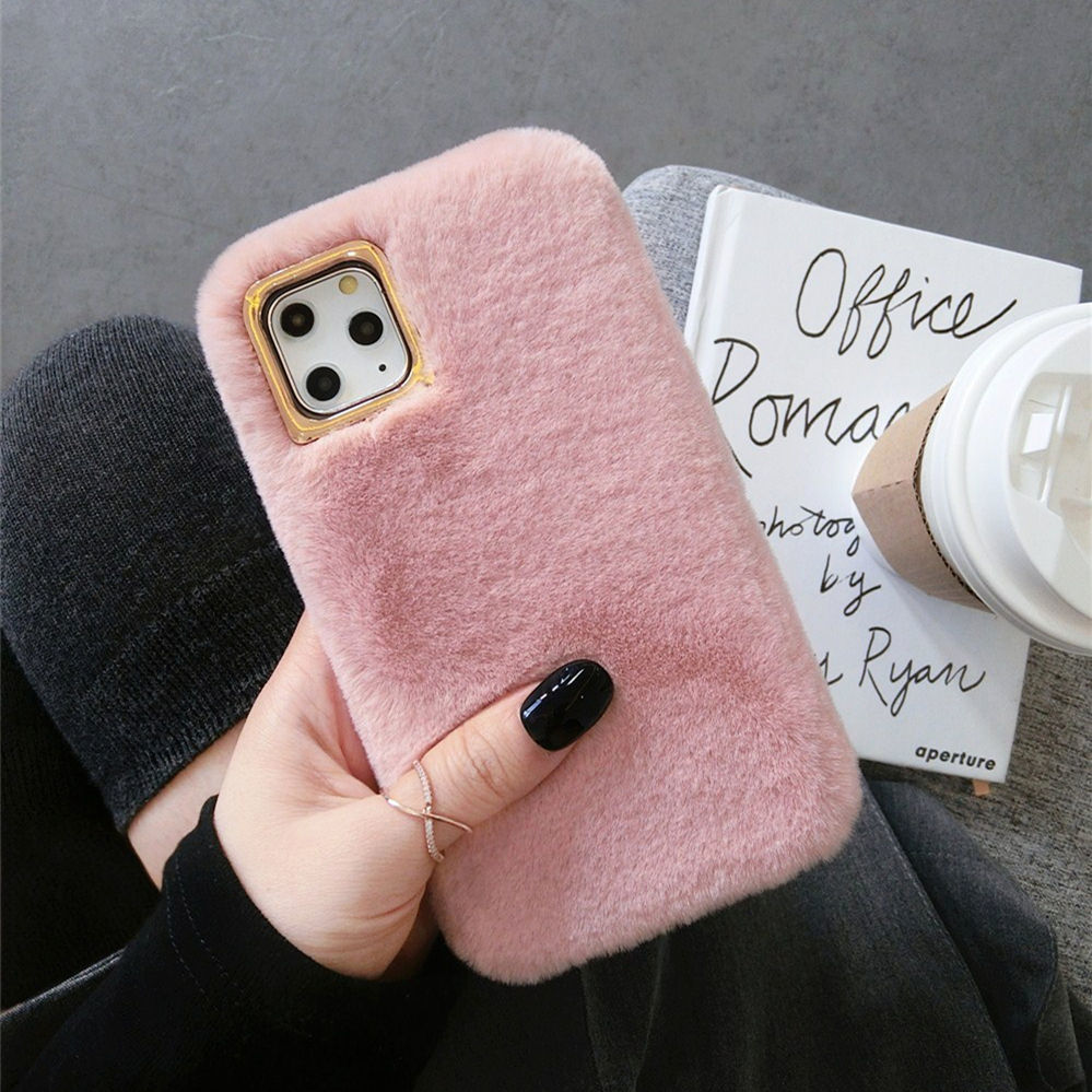 Winter Plush Mobile Phone Case for iPhone 11 - Compatible with Apple Devices