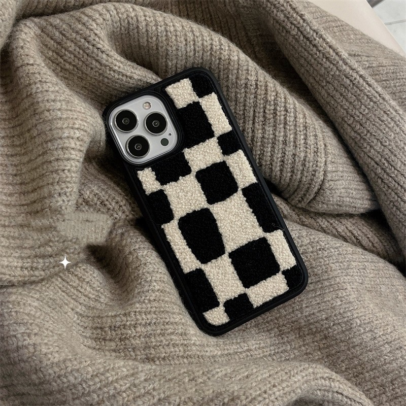 Stylish Black and White Lattice Mobile Phone Protective Case for Ultimate Protection