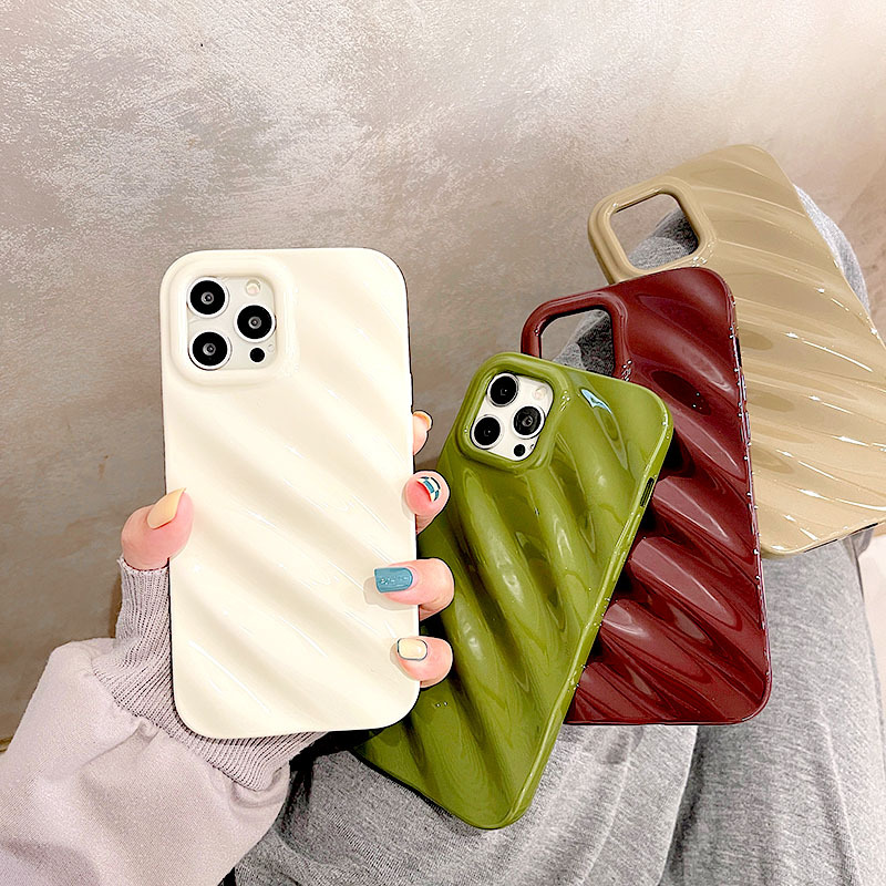 Ins Style Minimalist Pleated Phone Case - Chic & Functional Protection