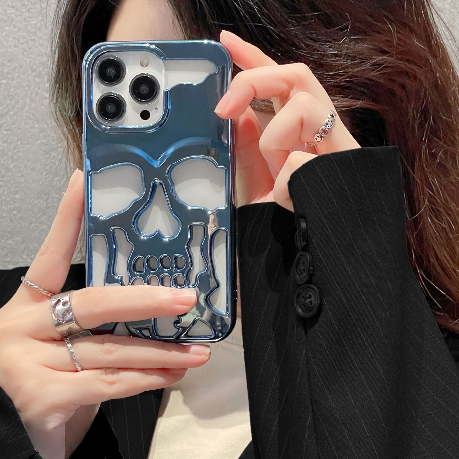 Luxury 3D Skull Phone Case for iPhone 14 Pro Max, 13, 12, 11 Plus - Glossy Hollow Out Gold Metallic Finish, Breathable Design
