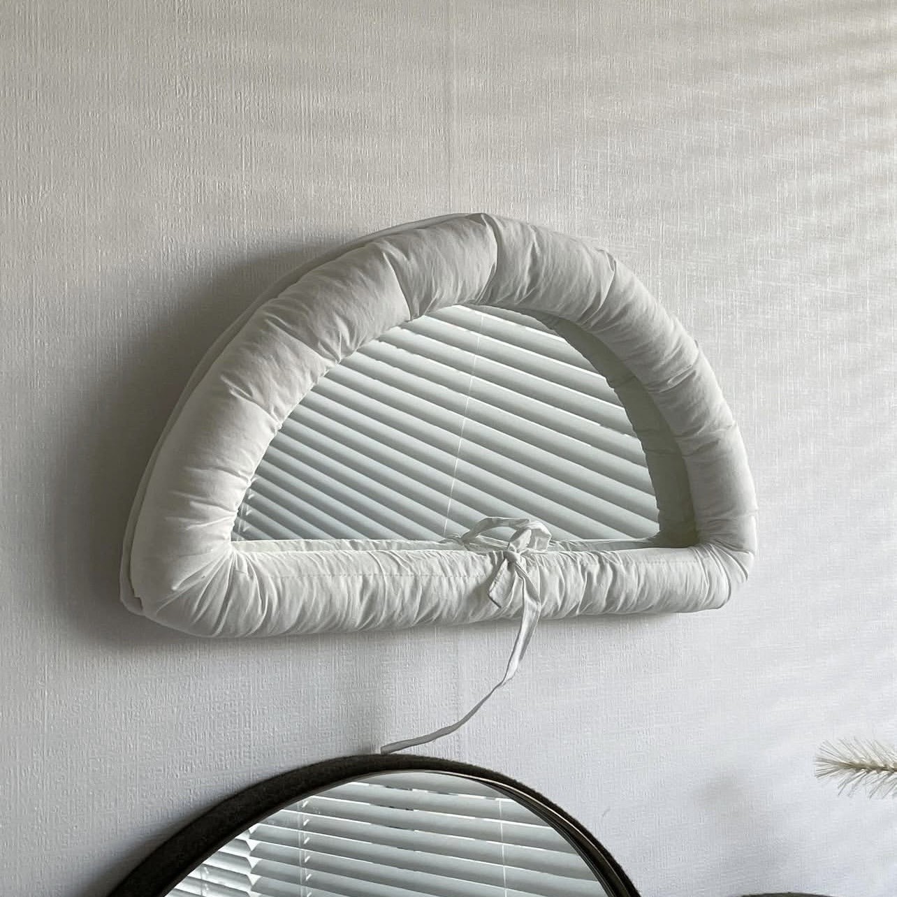 Soft Cotton-Filled Hanging Fabric Mirror - Simple and Stylish Design
