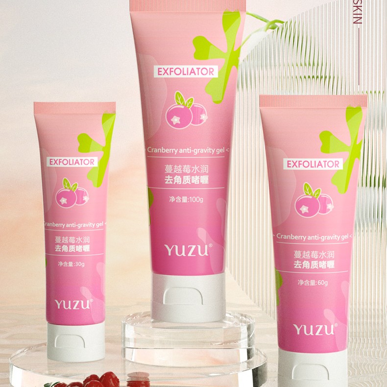 Revitalize Your Skin: Clean Pores and Exfoliate Dead Skin with Our Facial Scrub