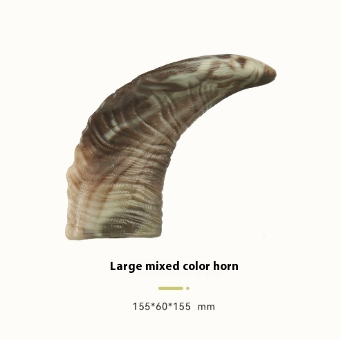 Dogs Chew on Ox Horns to Naturally Grind Their Teeth and Satisfy Biting Instincts