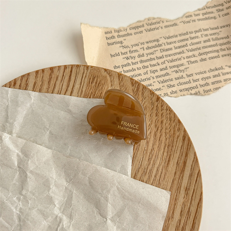 Charming Small Jaw Back Hairpin Shark Clip for Effortless Style