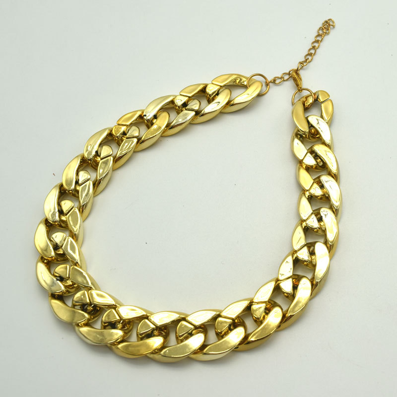 Stylish Small and Medium Dog Collar - Durable Pet Necklace for Your Furry Friend