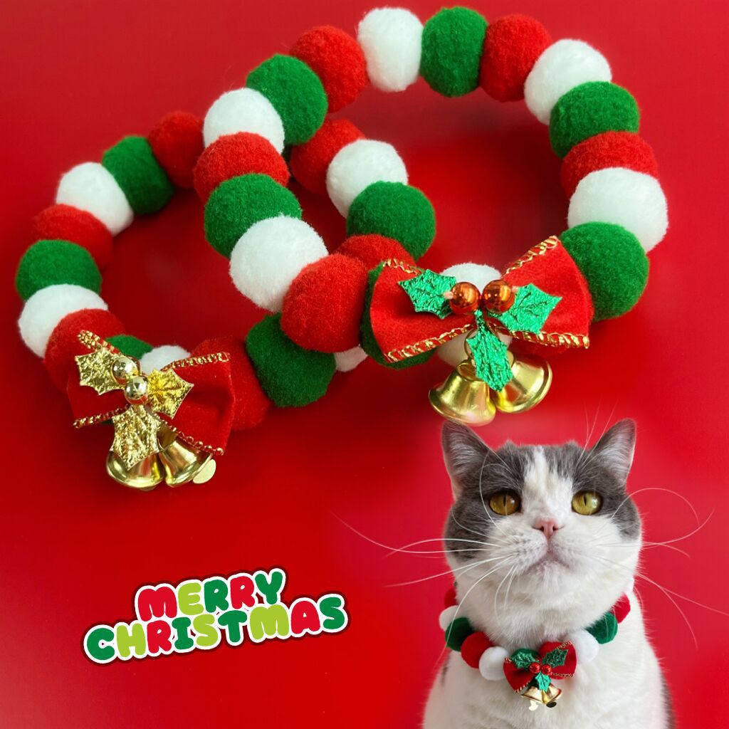 Adorable Christmas Plush Ball Necklace for Dogs & Cats - Soft Elastic Collar with Bow - Perfect Pet Neck Accessories