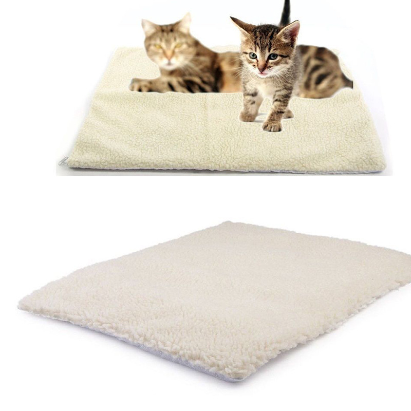 Self-Heating Pad for Cats and Dogs - Cozy Pet Comfort Solution