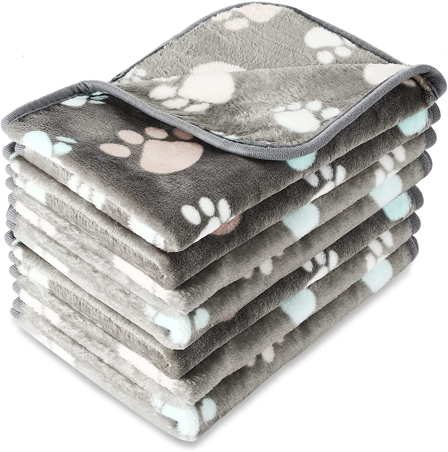 Cozy Coral Fleece Blanket for Dogs and Cats - Perfect Pet Blanket