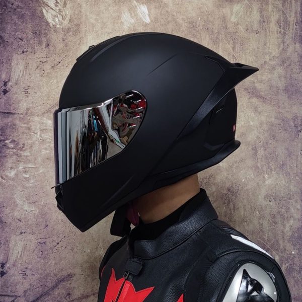 Men's Bluetooth Motorcycle Helmet - Warm Full Face for All Seasons - Image 12