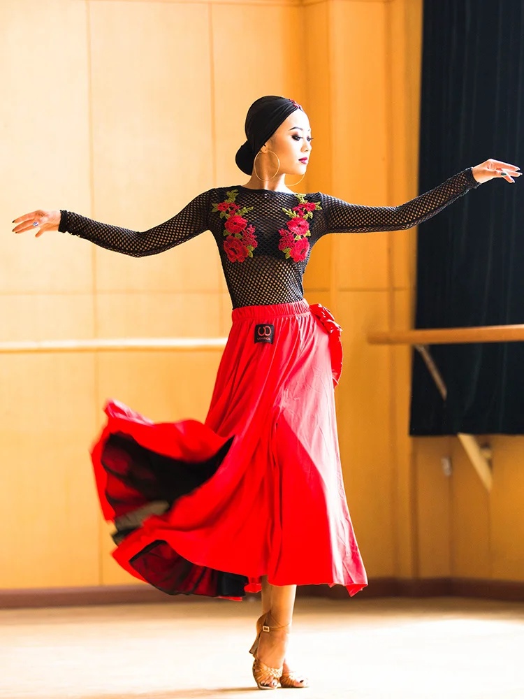 Elegant Latin Dance Competition Dress for Cha Cha, Rumba, and Tango - Image 2