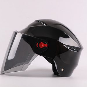 Battery-Powered Bike Riding Helmet for Men and Women - Safety & Comfort