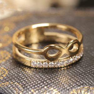 Stylish Double Retro CNC Diamond-Studded Ring for Fashion Enthusiasts