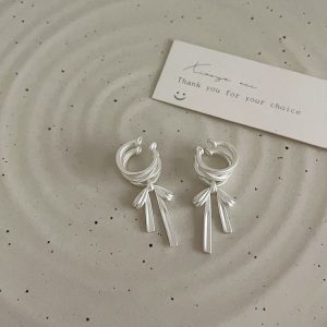 Matte Metal Bow Ear Clip for Women - Stylish Special-Interest Design