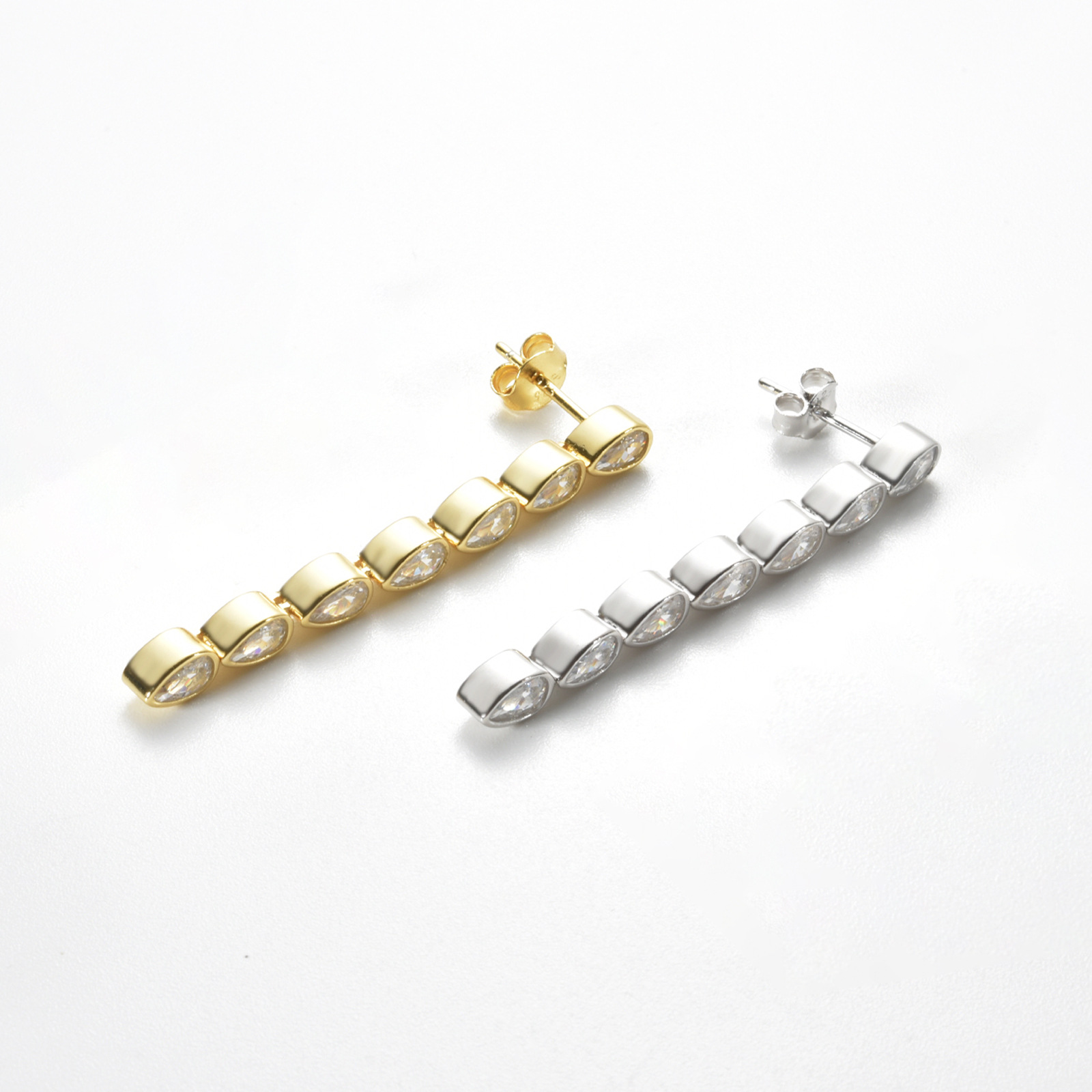 Stylish All-match Simple Advanced Design Earrings for Every Occasion - Image 3