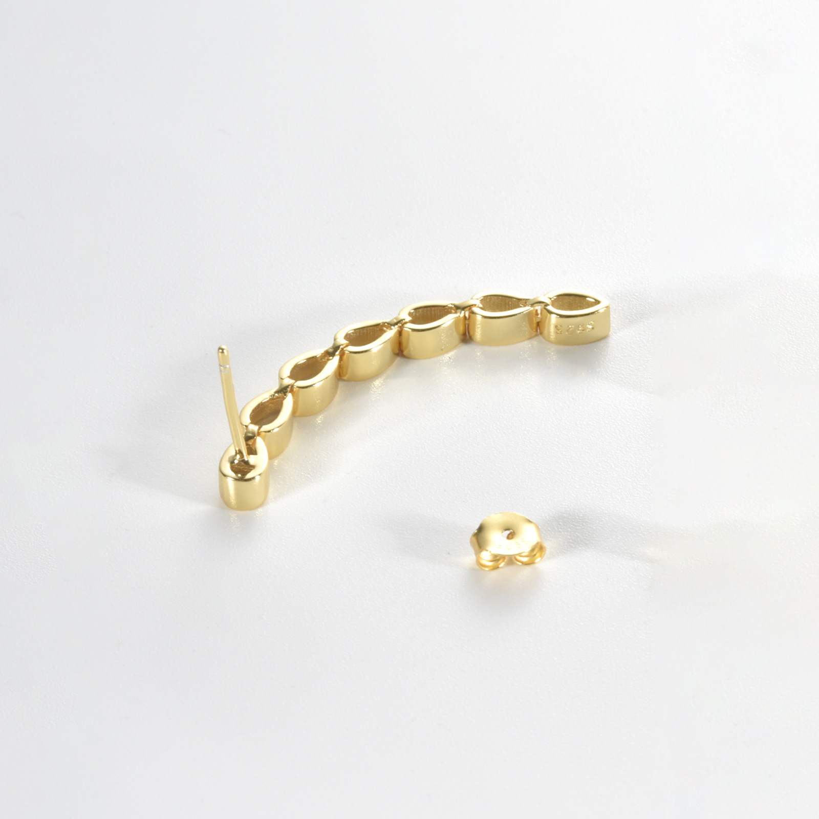 Stylish All-match Simple Advanced Design Earrings for Every Occasion - Image 4