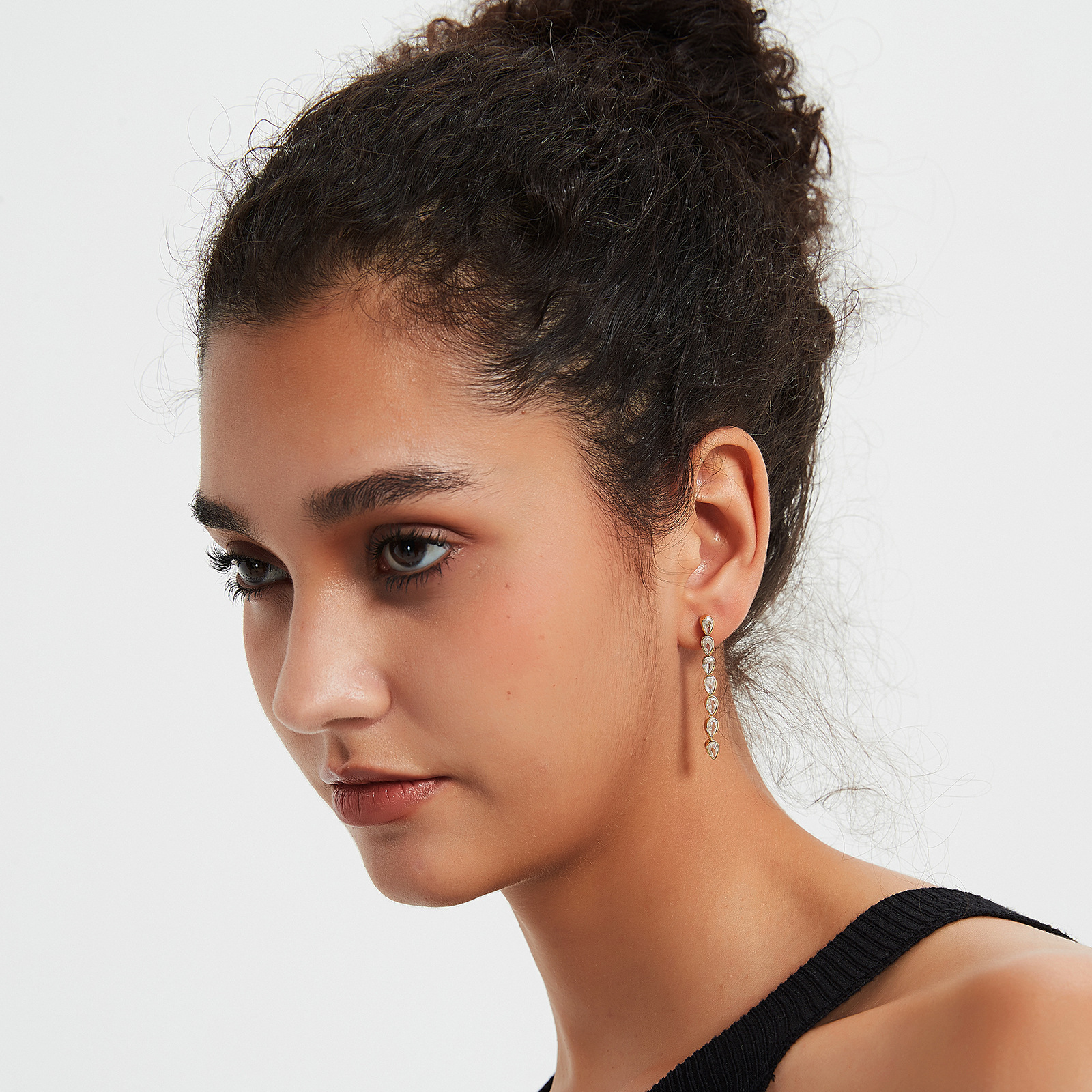 Stylish All-match Simple Advanced Design Earrings for Every Occasion - Image 5