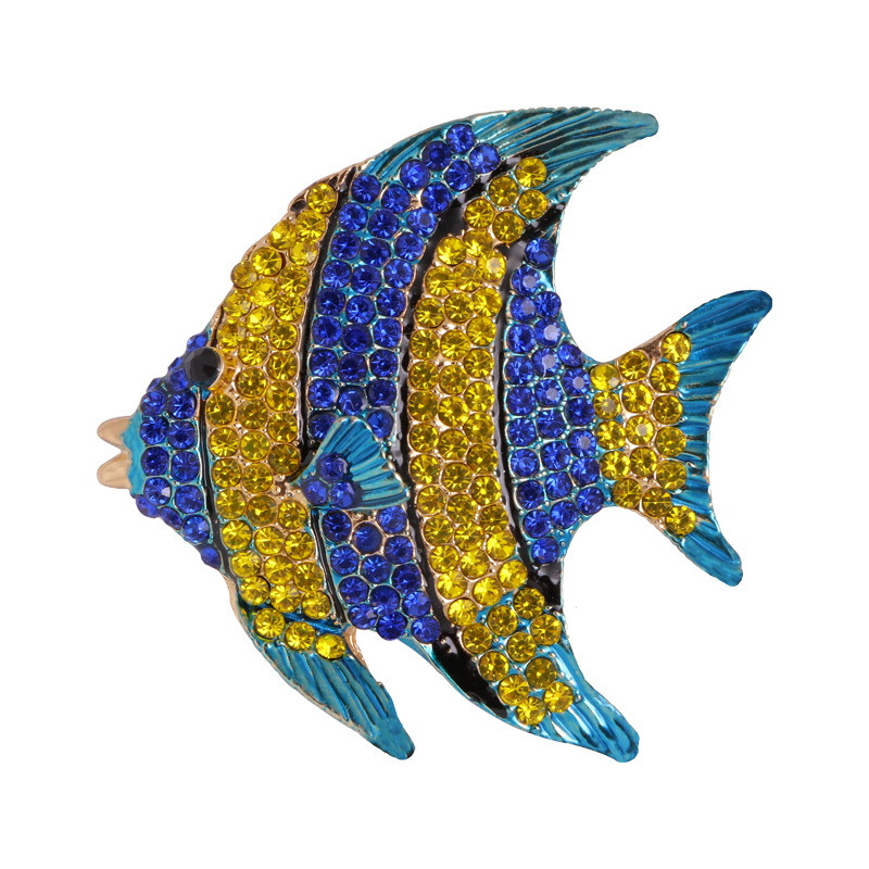 Stylish Diamond Fish Alloy Animal Pin - Temperament Fashion Accessory - Image 5