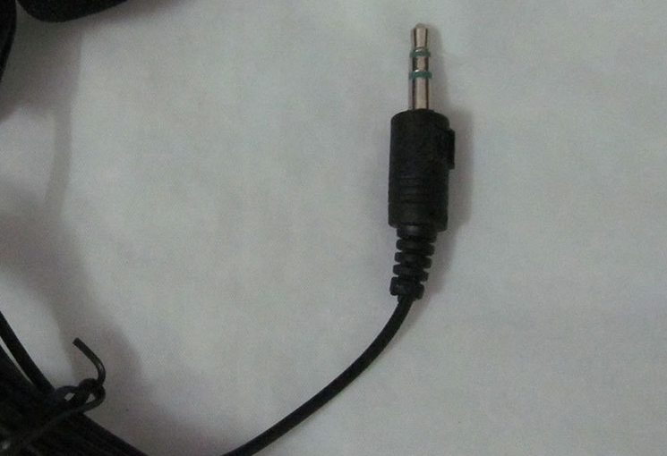 High-Quality Lavalier Microphone for Clear Audio Recording - Image 6