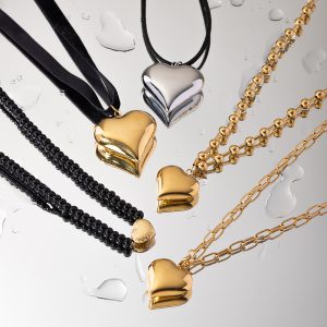 Gold Plated Stainless Steel Smooth Love Heart Necklace - Hypo-Allergenic, Tarnish & Water Resistant Chunky Jewelry for Women