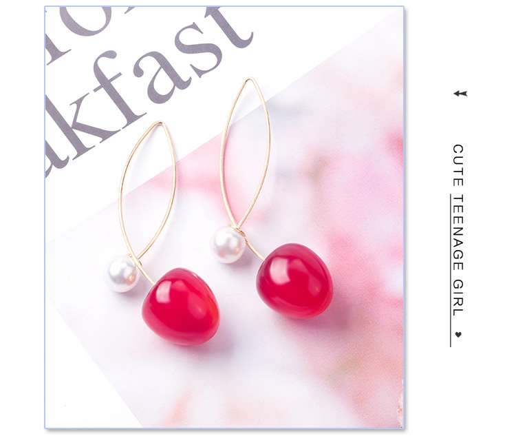 Stunning Artificial Red Gradient Cherry Pearl Earrings for a Chic Look