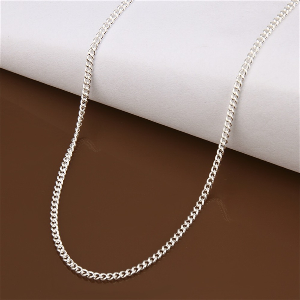 Silver-Plated Car Flat Necklace - Stylish Automotive Jewelry for Enthusiasts - Image 4