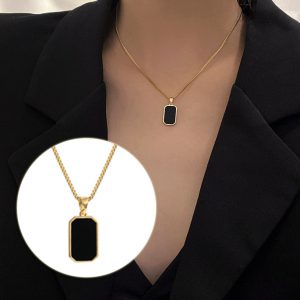 Elegant Rectangular Pendant Necklace in 18K Gold - Non-Fading Fashion for Men & Women - Small Black Titanium Steel Design