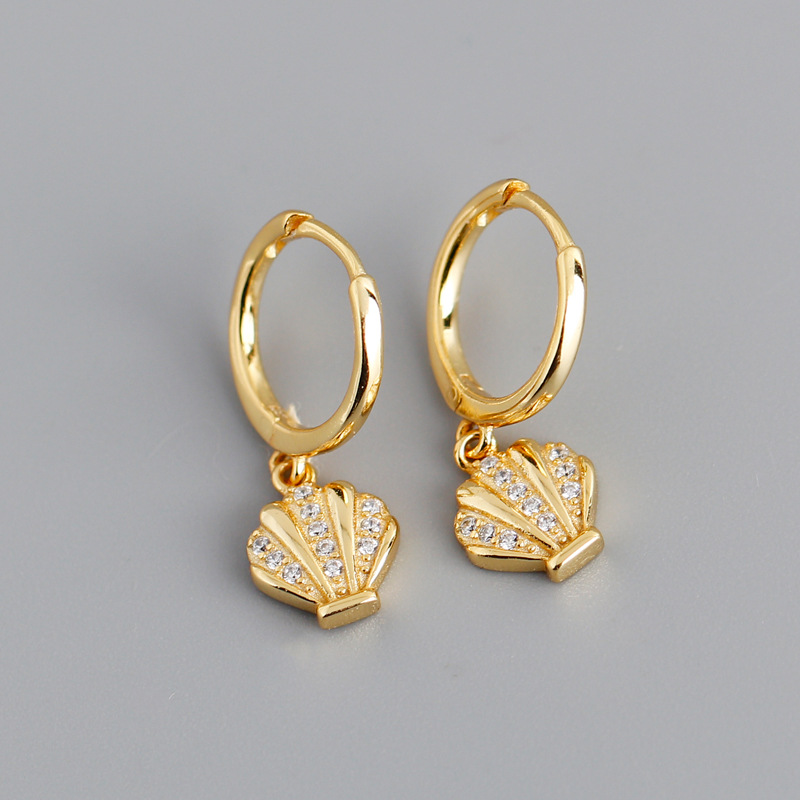 Sparkling Rhinestone Zircon Shell-Shaped Sterling Silver Stud Earrings - Image 6