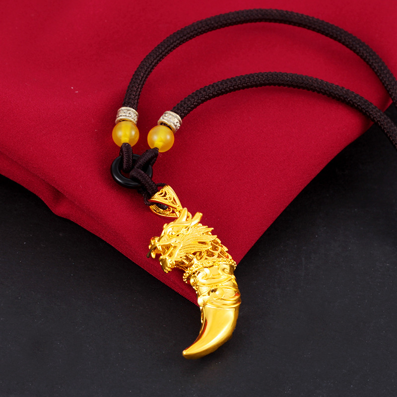 Stylish Alluvial Gold Wolf Tooth Pendant Necklace - Perfect for Any Occasion - Image 5