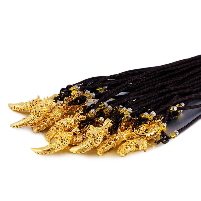 Stylish Alluvial Gold Wolf Tooth Pendant Necklace - Perfect for Any Occasion - Image 8