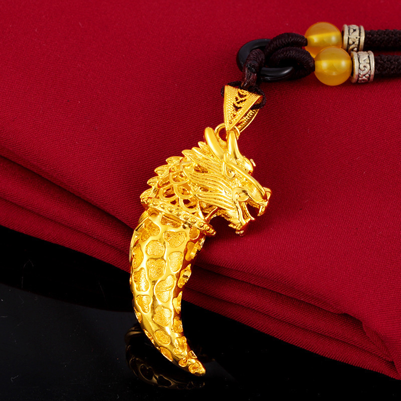 Stylish Alluvial Gold Wolf Tooth Pendant Necklace - Perfect for Any Occasion - Image 9