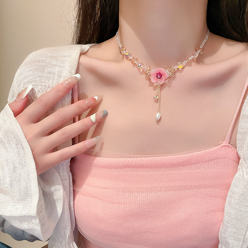 Elegant Female Crystal Diamond Flower Pearl Tassel Necklace for Every Occasion