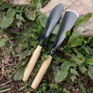 Versatile Gardening Flat Shovel - Pointed Shovel for Flower Planting & Household Use