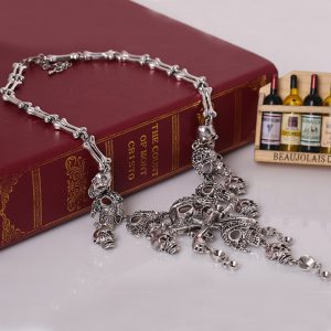 Vintage Skull Tassel Necklace - Halloween Punk Style Sweater Accessory