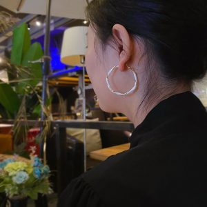 Stylish Drip Spiral Round Ring Earrings for Women - Trendy Accessory