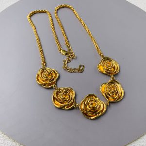 18K Gold Stainless Steel Threaded Hoop Earrings - Elegant & Durable Design