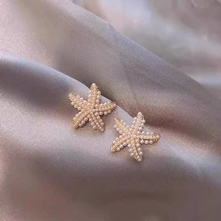 Sea Star Ear Studs for Women - Elegant and Delicate Earring Design