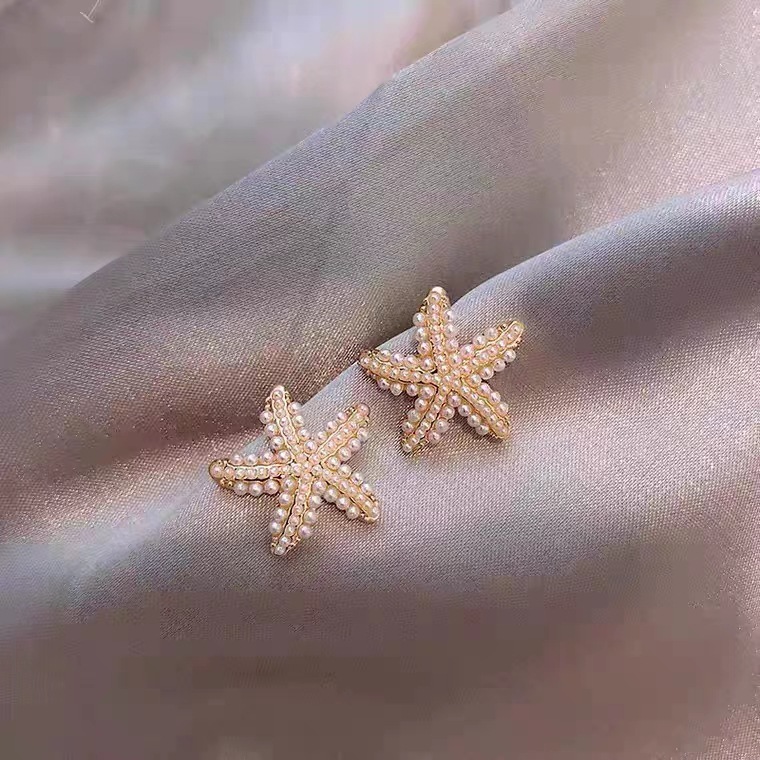 Sea Star Ear Studs for Women - Elegant and Delicate Earring Design - Image 2