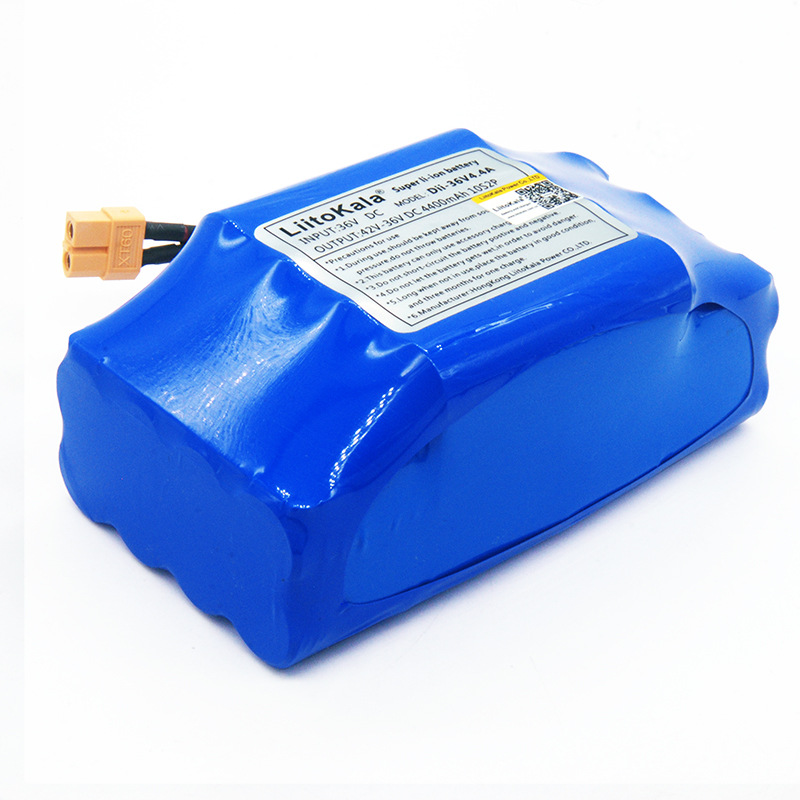 High-Performance Twisted 36V 4.4AH Lithium Battery Pack for Cars - Image 3