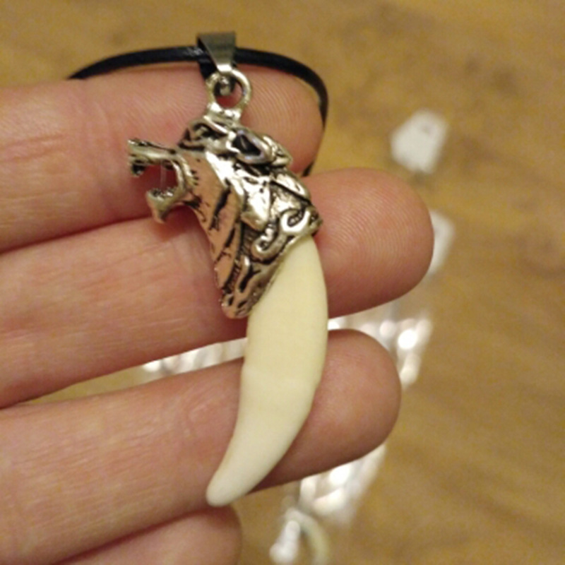 Korean Vintage Men's Spike Necklace – Stylish and Edgy Accessory - Image 4