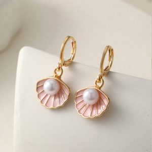 Starfish Shell Stud Earrings for Women - Stylish Ocean-Inspired Jewelry
