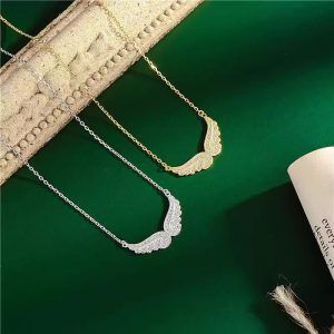 S925 Sterling Silver Angel Wings Pendant Necklace for Women - Cubic Zirconia Clavicle Chain Jewelry