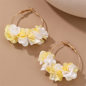 Elegant Japanese and Korean Gradient Petal Earrings for Women - Stylish Jewelry