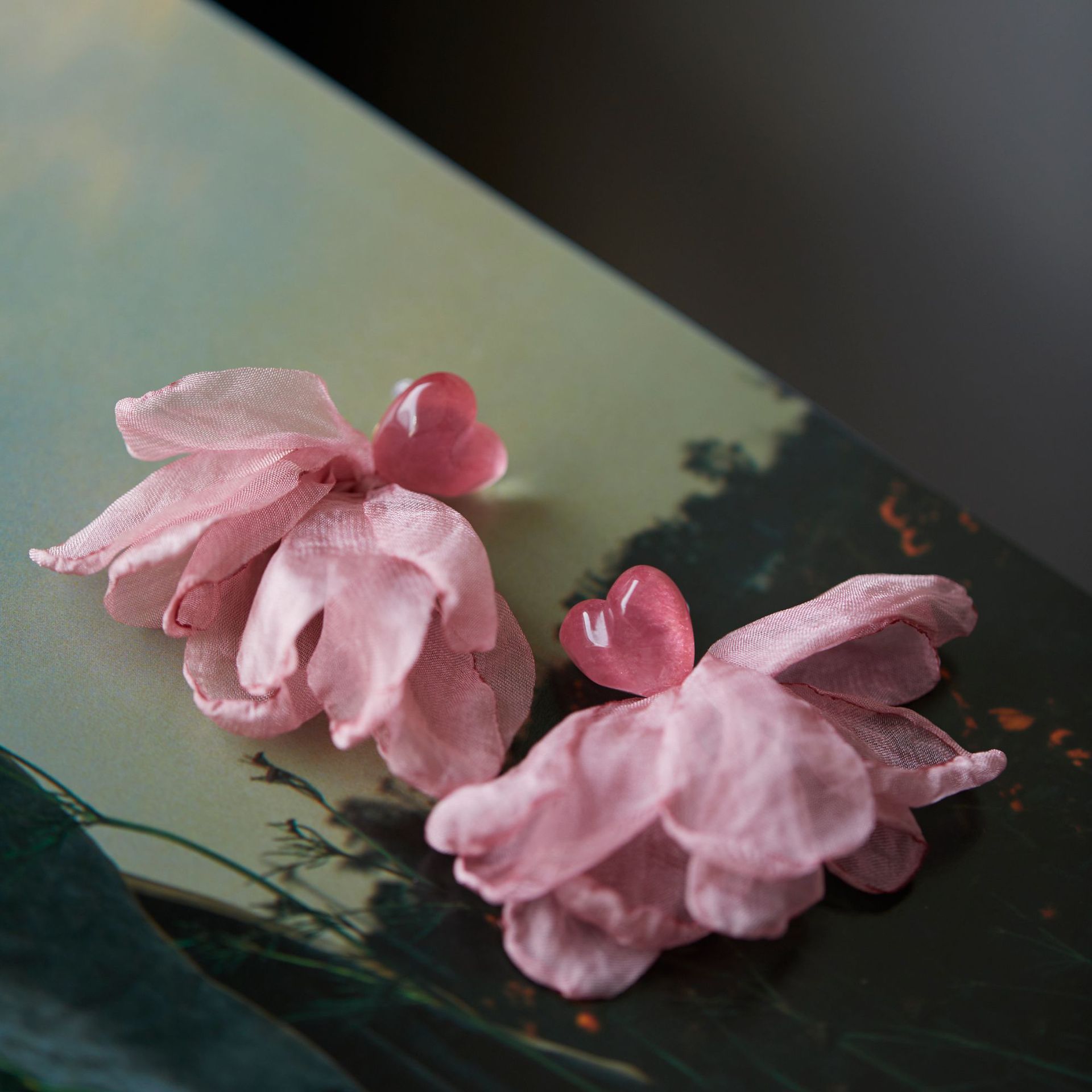 Exaggerated Love Heart Flowers Seaside Color Earrings for Stunning Style - Image 2