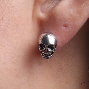 Vintage Skull Drop Earrings – Perfect for Halloween Celebrations