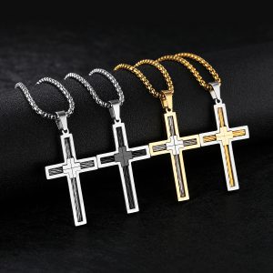 Trendy Cross Men's Necklace with Stylish Pendant for Modern Fashion