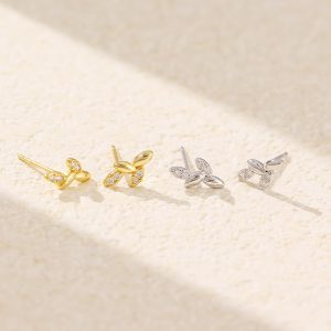 Leaf-Shaped Silver Stud Earrings with Diamond Accent - Twin Design