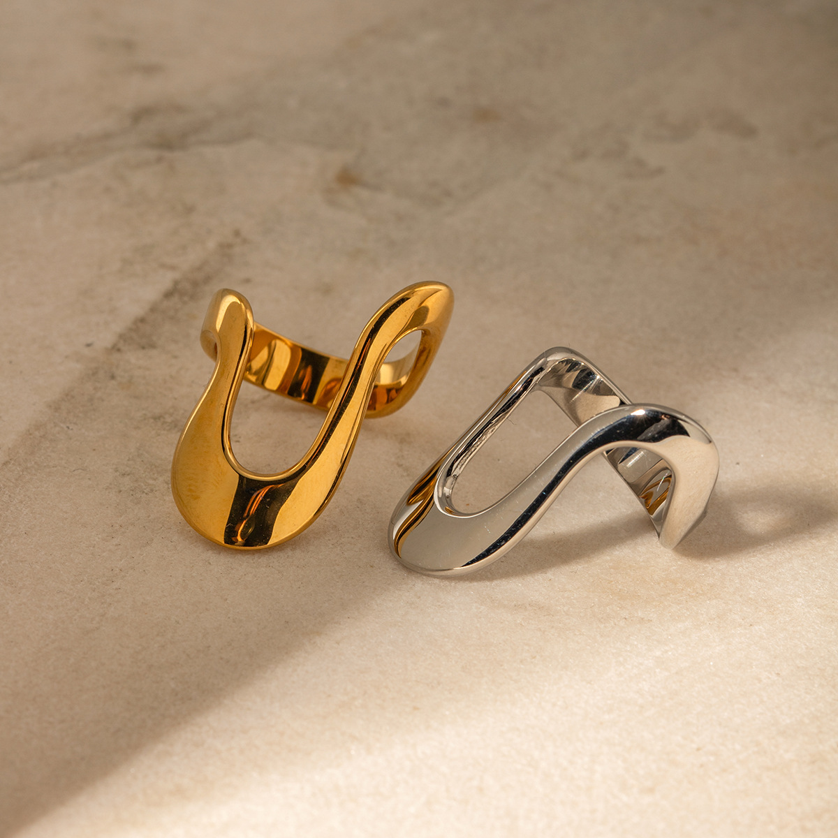 18k Gold Stainless Steel Minimalist Irregular Design Ring for Stylish Elegance - Image 3