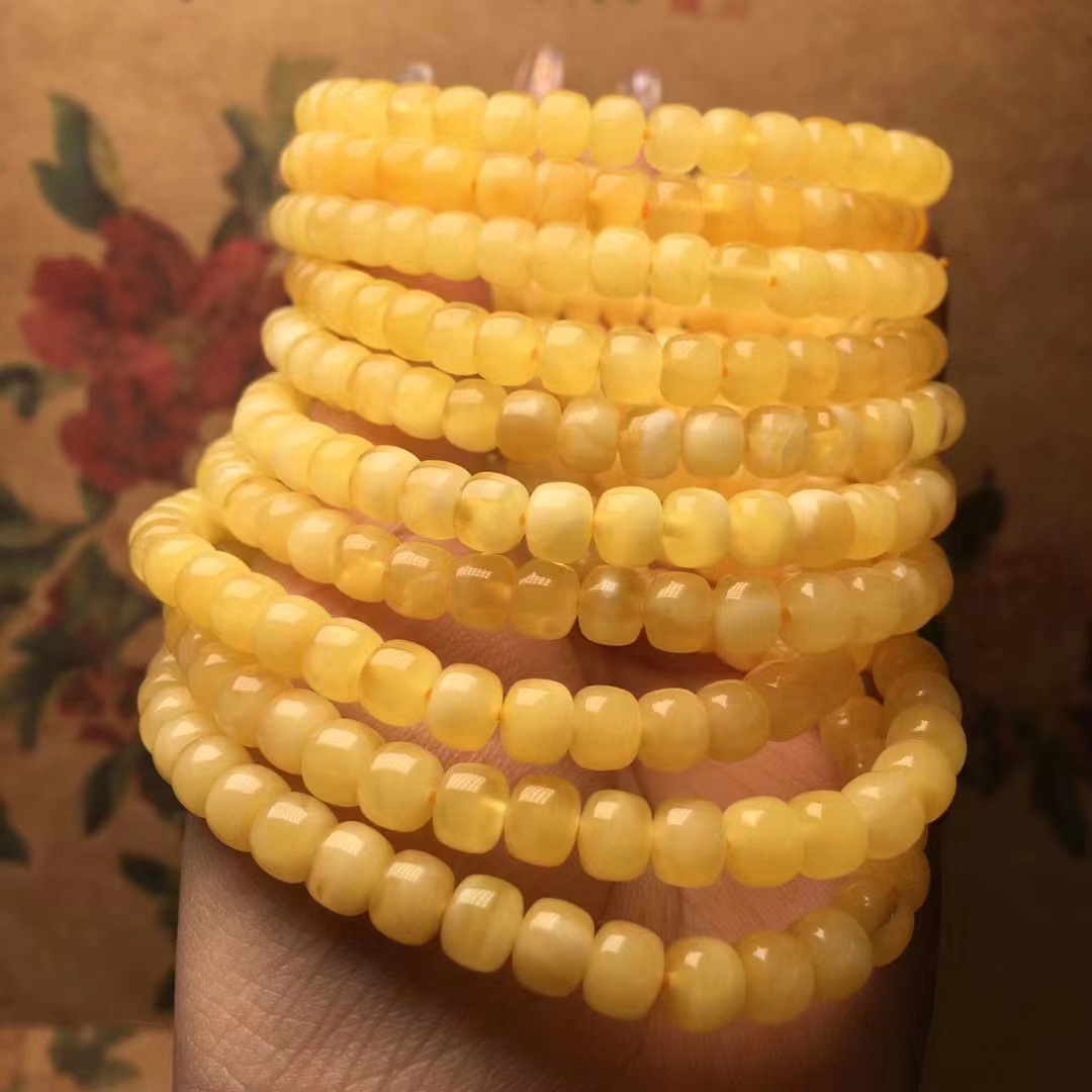 Handcrafted Natural Beeswax Bracelet - Unique Artisan Accessory - Image 7