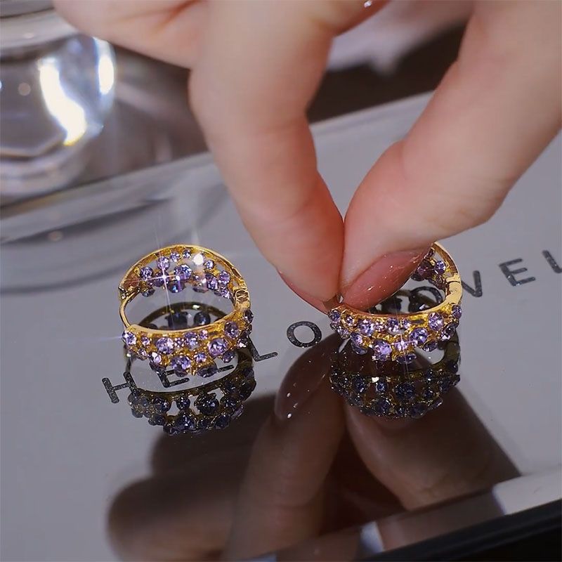 Fashionable Delicate Earrings with Unique Design for Special Interests - Image 7